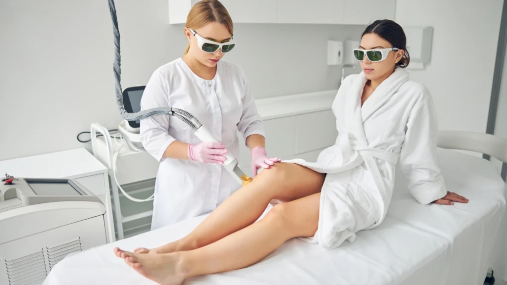 Know how to choose the best laser hair removal clinic in Toronto. 