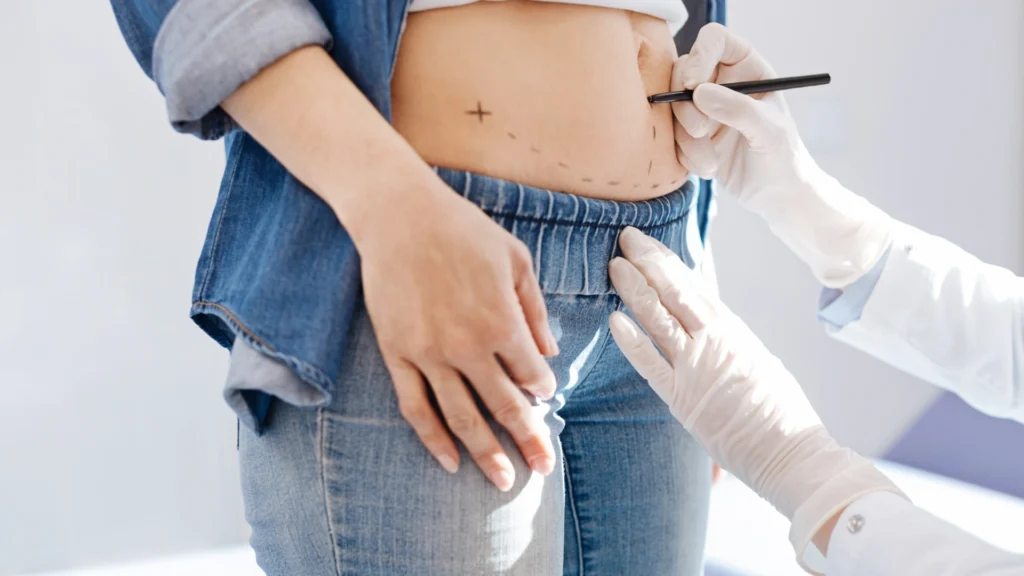 Lipolysis and lipogenesis difference for metabolic process timing.